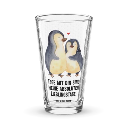 Mr. & Mrs. Panda Premium Trinkglas Pinguin umarmend - Geschenk, Liebe, Pint Glas, Bierglas, Cocktail Glas, Seevogel, Wasserglas, Liebespaar, von Mr. & Mrs. Panda