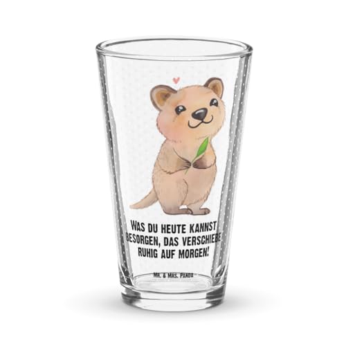Mr. & Mrs. Panda Premium Trinkglas Quokka Happy - Geschenk, Pint Glas, lustige Sprüche, Gute Laune, Cocktail Glas, Dinge erledigen, Tiermotive, von Mr. & Mrs. Panda