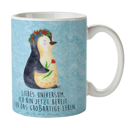 Mr. & Mrs. Panda Tasse Pinguin Blumen - Geschenk, Motivation, Porzellantasse, Blumenkranz, Lebenslust, wunderschön, Geschenk Tasse, Büro Tasse, von Mr. & Mrs. Panda