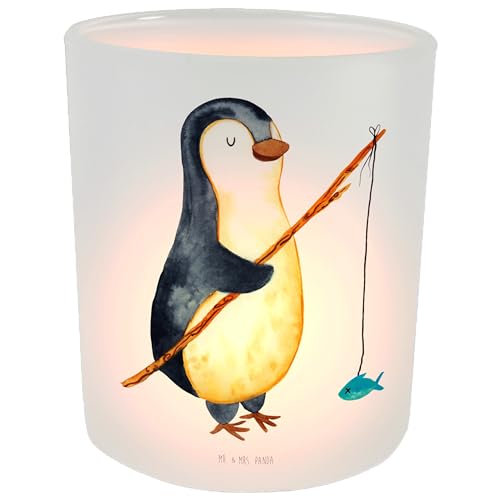 Mr. & Mrs. Panda Windlicht Pinguin Angler - Geschenk, Teelichtglas, Teelichter, Fischer, Kerzenglas, Windlicht Kerze, Windlicht Glas, Tagträume, von Mr. & Mrs. Panda