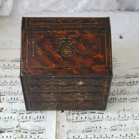 Antike Victory V Zinn Schreibtisch Form Antike Victory V Zinn Schreibtisch Form von MrGLovesMissB