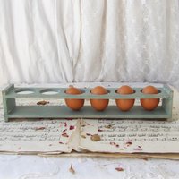 Bemalter Holz Eierständer Bemalter Holz Eierständer von MrGLovesMissB