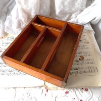 Chunky Vintage Holzbesteckkasten Chunky Vintage Holzbesteckkasten von MrGLovesMissB