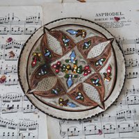 Kleines Vintage Tablett Aus Messing Und Emaille Kleines Vintage Tablett Aus Messing Und Emaille von MrGLovesMissB