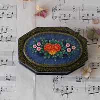 Mini Vintage Floral Lackierte Box von MrGLovesMissB