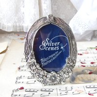 Oval Vintage Silber Szenen Fotorahmen Oval Vintage Silber Szenen Fotorahmen von MrGLovesMissB
