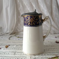 Vintage Keramik Kaffeekanne Mit Zinndeckel Vintage Keramik Kaffeekanne Mit Zinndeckel von MrGLovesMissB