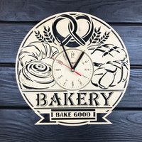 Bäckerei Wanduhr Geschenk Für Männer Frauen 5.jahrestag Personalisiert Poster Custom Wandbehang Cutout von MrWoodGifts