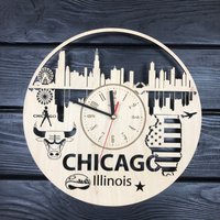 Chicago Illinois Wanduhr Holz Geschenkidee Usa Geschenk 5. Jahrestag Personalisierte Custom Wood State Hanging von MrWoodGifts