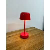 Akku Lampe Rot von Mrblacktiesstore