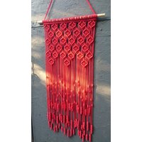Makramee Wandschmuck Rot von Mrcolmar