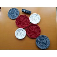 Handgefertigter Gehäkelter Tafelaufsatz Handgefertigter Gehäkelter Tafelaufsatz von MsbolsosNosotrasyMas