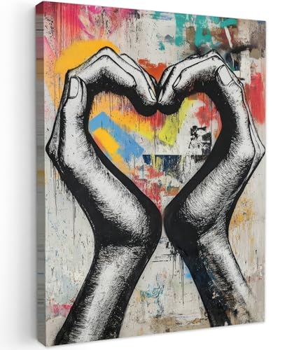 MuchoWow© Leinwand 50x70 cm Deko Schlafzimmer Aesthetic Leinwandbilder Wohnzimmer Gemälde Foto Geschenk Living Room Decoration Hände - Herz - Straßenkunst - Graffiti von MuchoWow