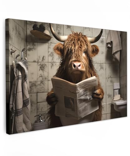 MuchoWow© Leinwand 60x40 cm Deko Schlafzimmer Aesthetic Leinwandbilder Wohnzimmer Gemälde Foto Geschenk Living Room Decoration Schottische Hochlandrind - Toilette - Zeitung - Badezimmer von MuchoWow