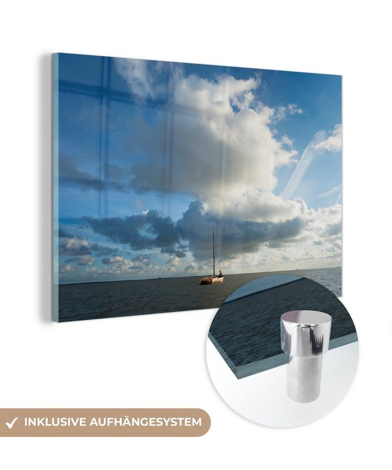 MuchoWow Acrylglasbild Ein Segelboot auf dem Wasser vor Ameland, (1 St), Glasbilder - Bilder auf Glas Wandbild - Foto auf Glas - Wanddekoration von MuchoWow