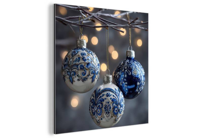 MuchoWow Metallbild Weihnachtskugel - Dekoriert - Blau, Inkl. Aufhängung, Alu-Dibond-Druck, Wandbild aus Metall, Aluminium deko, 20x20 cm von MuchoWow