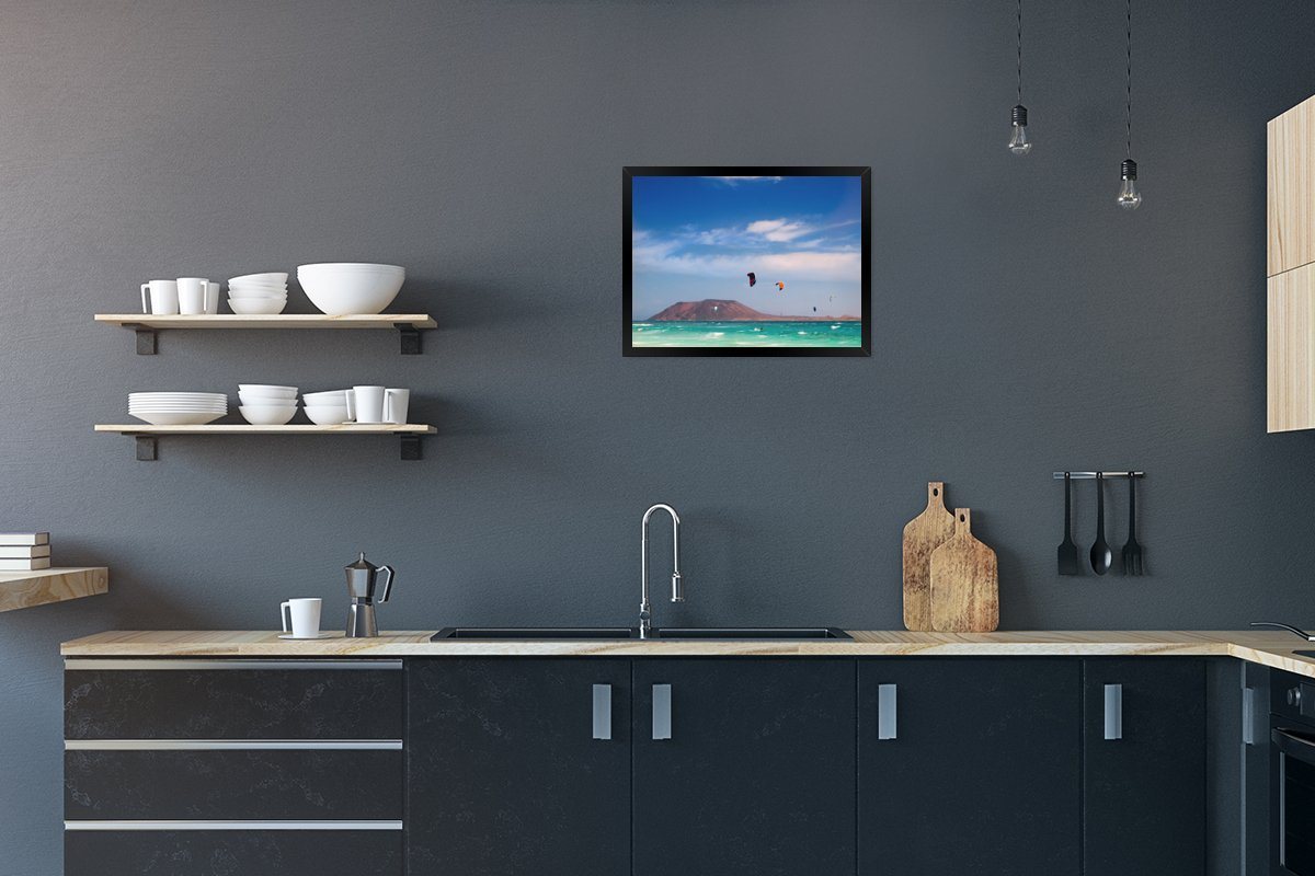 MuchoWow Poster Kitesurfen auf Fuerteventura, (1 St), Bilderrahmen, Deko für Wohnzimmer und Schlafzimmer, 40x30 cm von MuchoWow