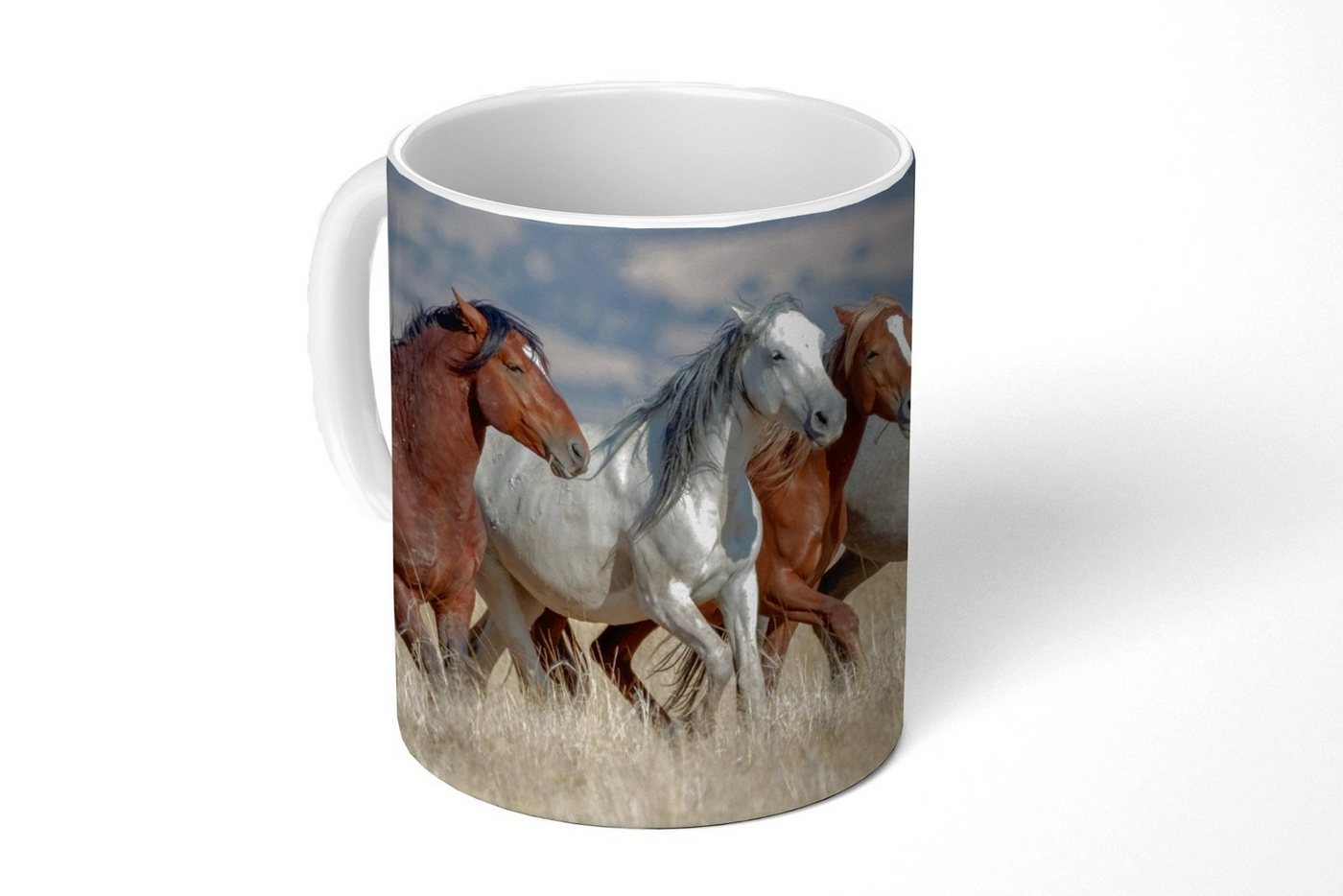 MuchoWow Tasse Vier wilde Mustang-Pferde rennen durch das Gras MuchoWow Tasse Vier wilde Mustang-Pferde rennen durch das Gras von MuchoWow