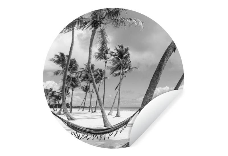 MuchoWow Wandsticker Hängematte am Strand der Dominikanischen Republik schwarz und weiß (1 St), Wandtattoo Selbstklebend, Wohnzimmer Deko Aufkleber, 30x30 cm von MuchoWow