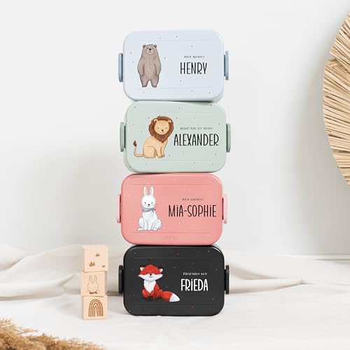 Muckelmeister Take a Break personalisierte Brotdose für Mepal - Geschenke für die Einschulung Mädchen und Junge - Brotdose für Kinder - Bento Box mit Trennwänden + Gabel - 900 ml von Muckelmeister