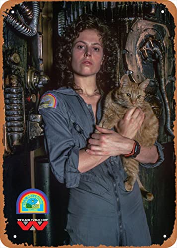Muecddoa Filmposter Retro Metallschild Ellen Ripley mit einer Katze Alien Alien Poster Wandkunst Dekor Blechschild - 20,3 x 30,5 cm Muecddoa Filmposter Retro Metallschild Ellen Ripley mit einer Katze Alien Alien Poster Wandkunst Dekor Blechschild - 20,3 x 30,5 cm von Muecddoa