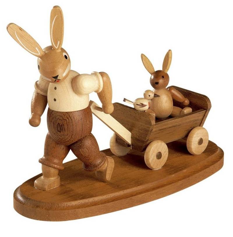 Müller Kleinkunst GmbH Seiffen Osterhase Osterfigur Hasenvater mit Kind auf Bollerwagen natur klein Höhe 11cm von Müller Kleinkunst GmbH Seiffen