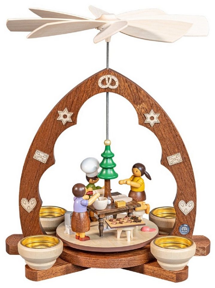Müller Kleinkunst GmbH Seiffen Weihnachtspyramide Pyramide Weihnachtsbäckerei Spitzbogen, natur, Holzkunst aus dem Erzgebirge Müller Kleinkunst GmbH Seiffen Weihnachtspyramide Pyramide Weihnachtsbäckerei Spitzbogen, natur, Holzkunst aus dem Erzgebirge von Müller Kleinkunst GmbH Seiffen