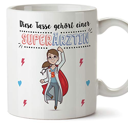 Mugffins Ärztin Tasse/Becher/Mug Geschenk Schöne and lustige kaffetasse - Diese Tasse gehört Einer Super-Ärztin - Keramik 350 ml von Mugffins