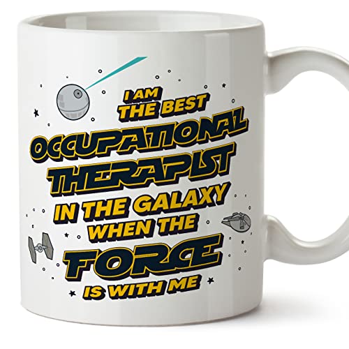 Mugffins Tassen/Becher mit Spruch für ERGOTHERAPEUTIN - Auf Englisch - Best in The Galaxy The Force is With Me - 11 oz / 330 ml - Lustiges Geschenk Mitarbeiter Mugffins Tassen/Becher mit Spruch für ERGOTHERAPEUTIN - Auf Englisch - Best in The Galaxy The Force is With Me - 11 oz / 330 ml - Lustiges Geschenk Mitarbeiter von Mugffins