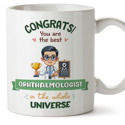 Mugffins Tassen/Becher mit Spruch für OPHTHALMOLOGE Mann - Auf Englisch - Best in Universe Trophy - 11 oz / 330 ml - originelles und lustiges Geschenk Mitarbeiter von Mugffins