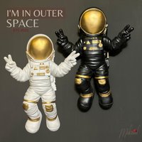 Ich Bin Im Weltraum | 18, 9 Zoll, Astronaut, Wanddekoration, Statue, Wand, Handgefertigt Mukemel Designs -Btc0103 /104 von Mukemel
