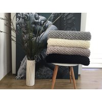 Chunky Knit Decke, Creme Strick Decke, Moderne Wohndeko, Wohngeschenke, Woll Strick Decke von MukerremODABASI