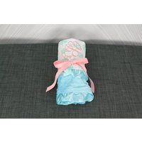Monogrammed Baby Rüschen Minky Decke Hellrosa Und Limette Chevron von MultipleMonograms