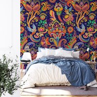 Bunte Traditionelle Stil Floral Illustration Tapete, Peel & Stick Whimsical Wallpaper, Vögel Muster Tapete von MuraliumWallpapers