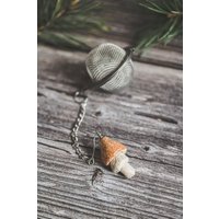 Loser Blatt Teesieb Mit Gelblichem Sumpfpilz - Kräuterteesieb Braunem Pilz Teeliebhaber Weihnachtsgeschenk von Murdeko