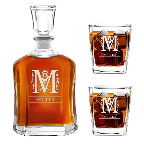 Maverton Whiskey Karaffe + 2/4 / 6er Whiskygläser Set mit Gravur - 700ml Whisky Dekanter - Geschenk zum Geburtstag für Damen - Buchstabe Maverton Whiskey Karaffe + 2/4 / 6er Whiskygläser Set mit Gravur - 700ml Whisky Dekanter - Geschenk zum Geburtstag für Damen - Buchstabe von Maverton