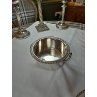 1 Warmhalteschale Souffle Dish Vorspeisenschale Elegant Antik Vintage Epns England Versilbert Vor 1900 1 Warmhalteschale Souffle Dish Vorspeisenschale Elegant Antik Vintage Epns England Versilbert Vor 1900 von Museumsladen