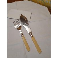 2 Fischvorleger Tranchierbesteck Für Fisch Epns Sheffield Versilbert Vintage England Um 1900 2 Fischvorleger Tranchierbesteck Für Fisch Epns Sheffield Versilbert Vintage England Um 1900 von Museumsladen