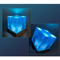 Tesseract Resin Lampe|Infinity Stone Epoxy Lampe|Cosmic Cube Nachtlicht|The Avengers Dekor|Loki Kostüm von MusicianStreet