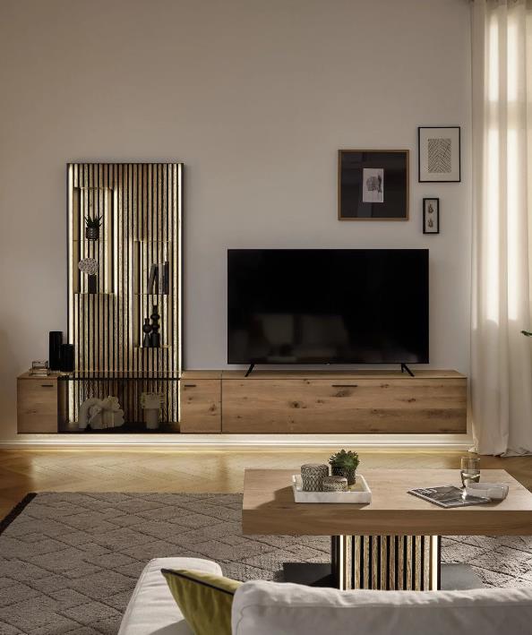 Musterring Wohnkombination  in Kerneiche Natur / von Musterring