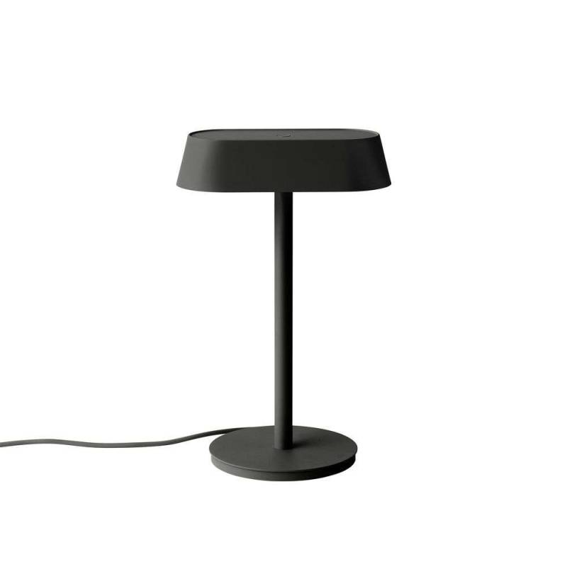 Muuto - Linear Tischleuchte Black von Muuto