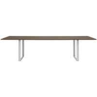 Muuto - 70/70 Esstisch, 295 x 108 cm, Eiche geräuchert / grau von Muuto