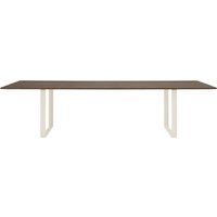 Muuto - 70/70 Esstisch, 295 x 108 cm, Eiche geräuchert / sand von Muuto