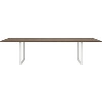 Muuto - 70/70 Esstisch, 295 x 108 cm, Eiche geräuchert / weiß von Muuto