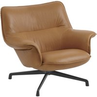 Muuto - Doze Lounge Chair Low, Drehgestell anthrazit-schwarz / Bezug cognac (Refine Leder) von Muuto
