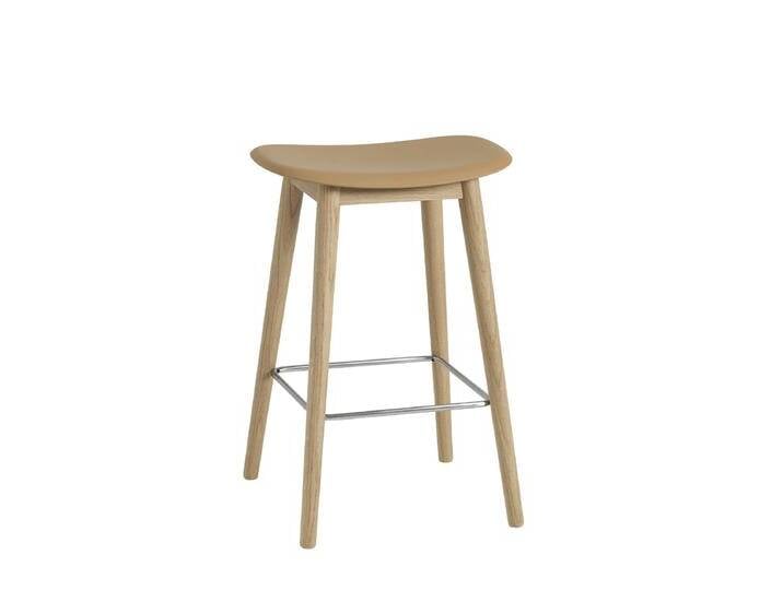 Muuto Fiber Barhocker ohne Rückenlehne, wood base, höhe 65 cm, ochre / eiche Muuto Fiber Barhocker ohne Rückenlehne, wood base, höhe 65 cm, ochre / eiche von Muuto