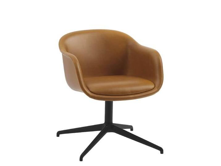 Muuto Fiber Conference Armchair, swivel base with return, refine leder cognac / schwarz von Muuto