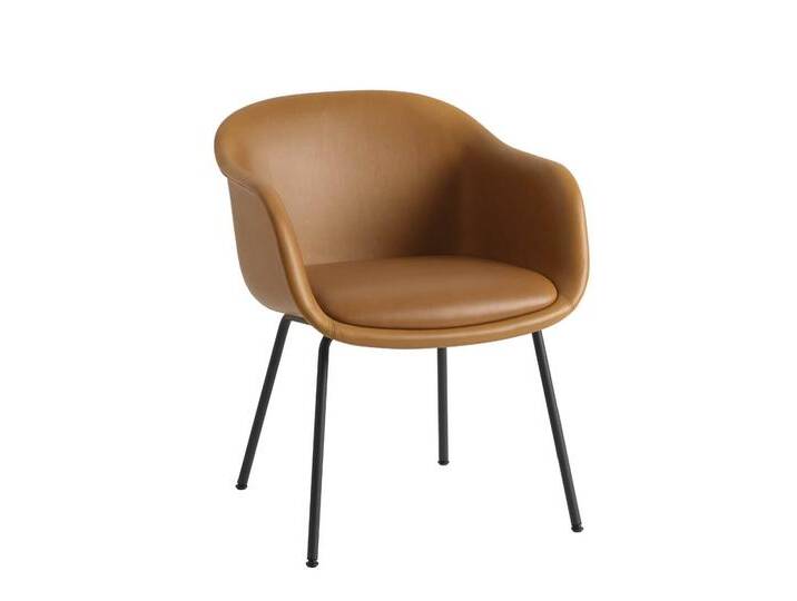 Muuto Fiber Conference Armchair, tube base, refine leder cognac / schwarz von Muuto