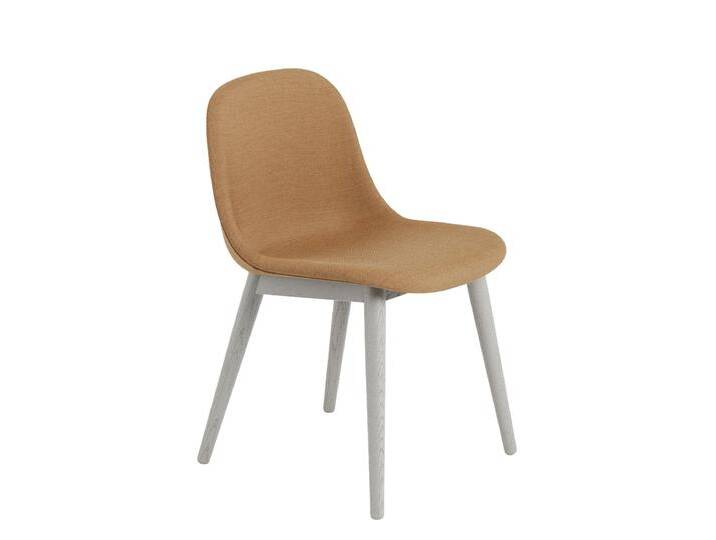 Muuto Fiber Side Chair, wood base, remix 433 / grau von Muuto