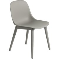 Muuto - Fiber Side Chair Wood Base, grau recycled von Muuto